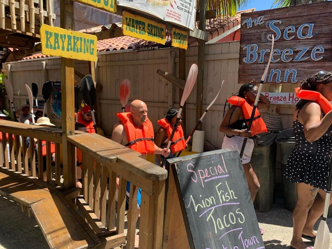 Seabreeze Inn ويست ايند المظهر الخارجي الصورة